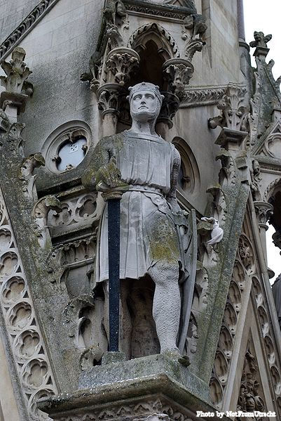 A statue of Simon de Montfort on the Haymarket Memorial Clock Tower in Leicester, England.